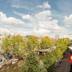 Hotel The Red Ox - Super Canal View Amsterdam